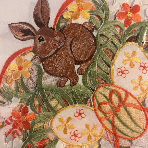 Embroidered Bunny Floral and Egg Table Linen - square (New in Package) - Picture 6 of 6